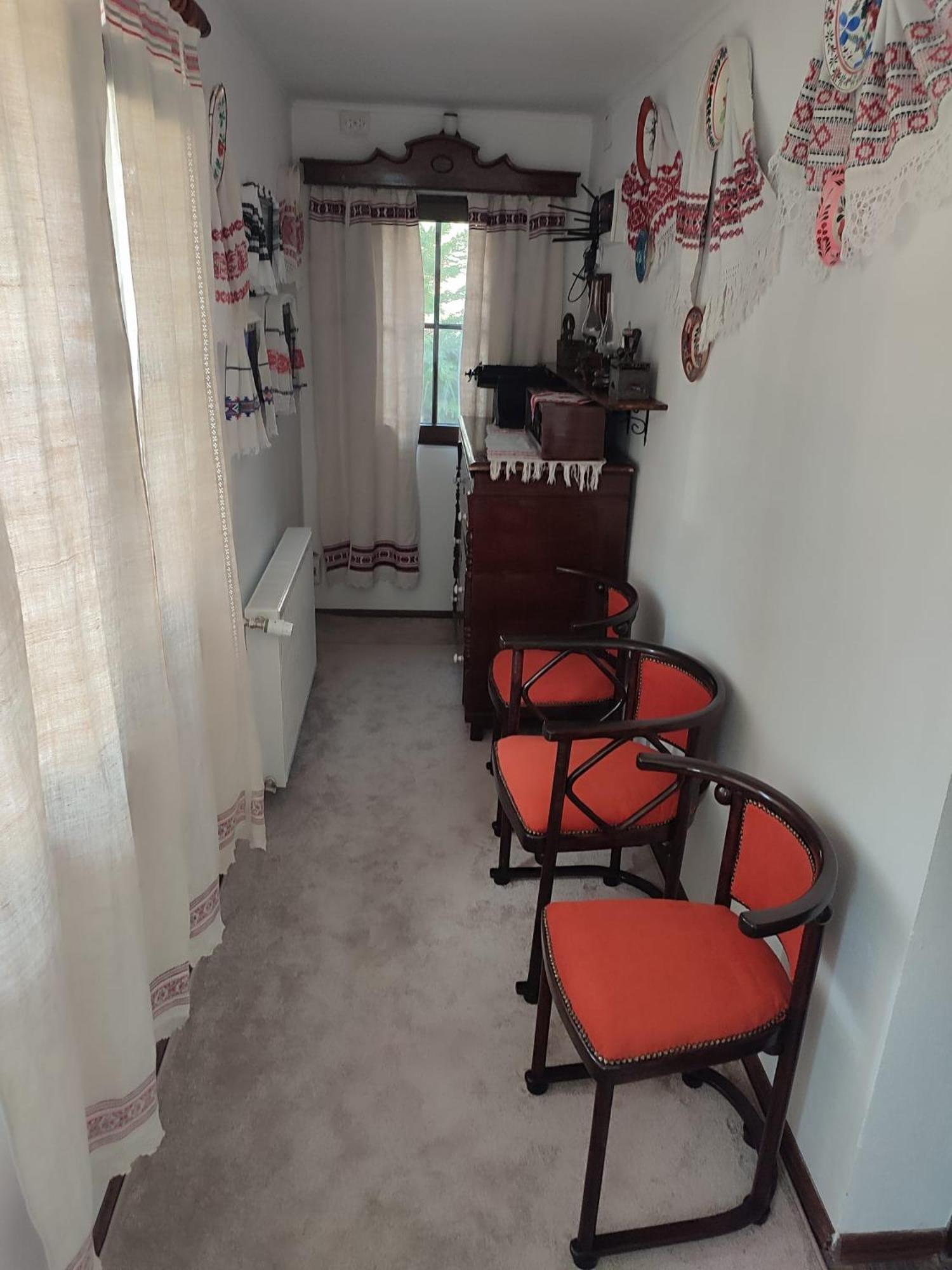Courtyard Studio Орадя Екстер'єр фото